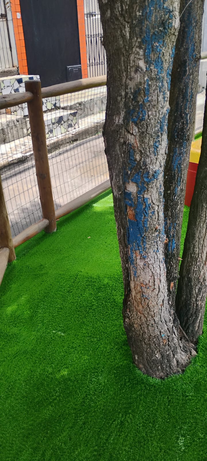 Praça no Alto das Pedrinhas - Luis Anselmo